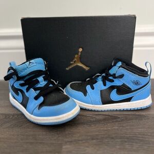 Nike Jordan Kids Black and Blue Sneakers
